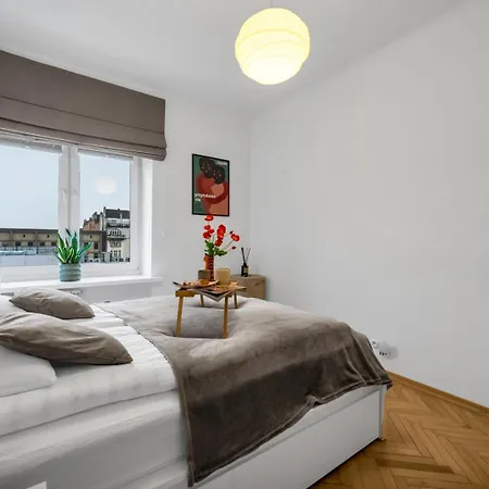 Apartamento Downtown - 50m2, Location - By Rentujemy *